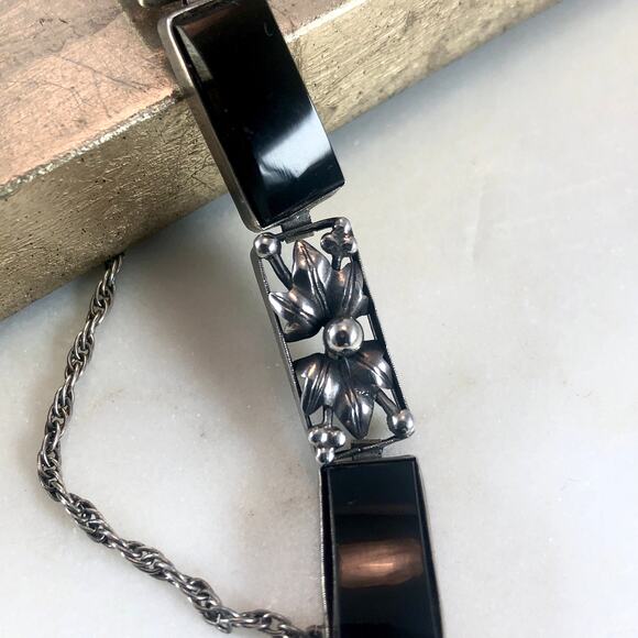 Antique Sterling Silver Link Onyx Bracelet, Flowers - Picture 8 of 11